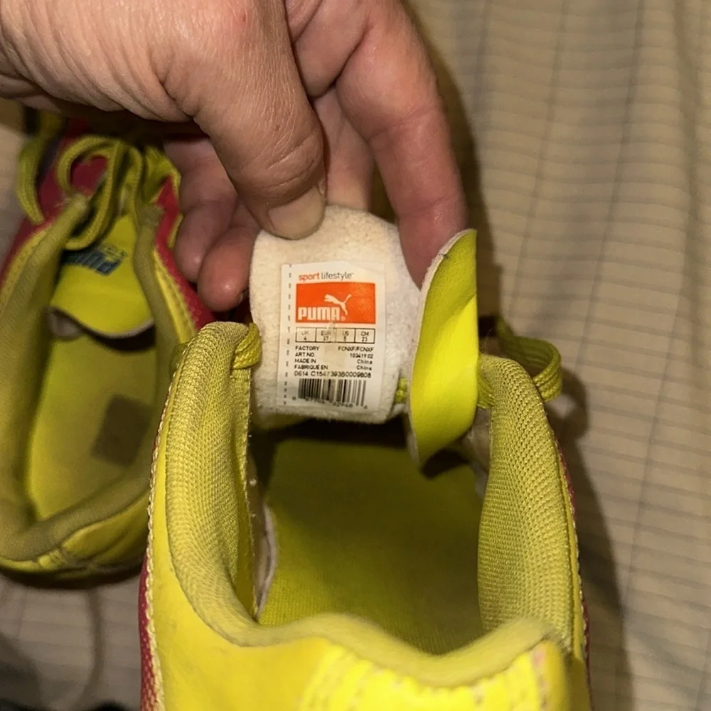 Puma Kids Cleats - Soccer - bright Pink and Yellow Blue Kid Size 4